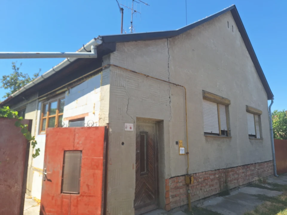 Kiadó családi ház, Hódmezővásárhely, Arany utca
