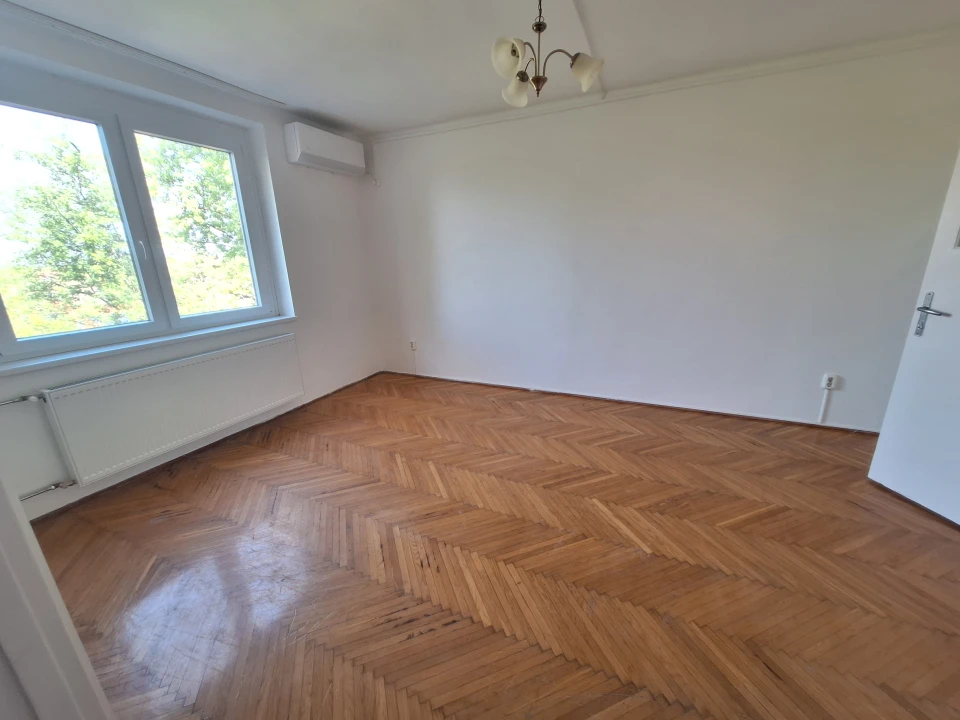 Kiadó téglalakás, Hódmezővásárhely, Szabadság tér