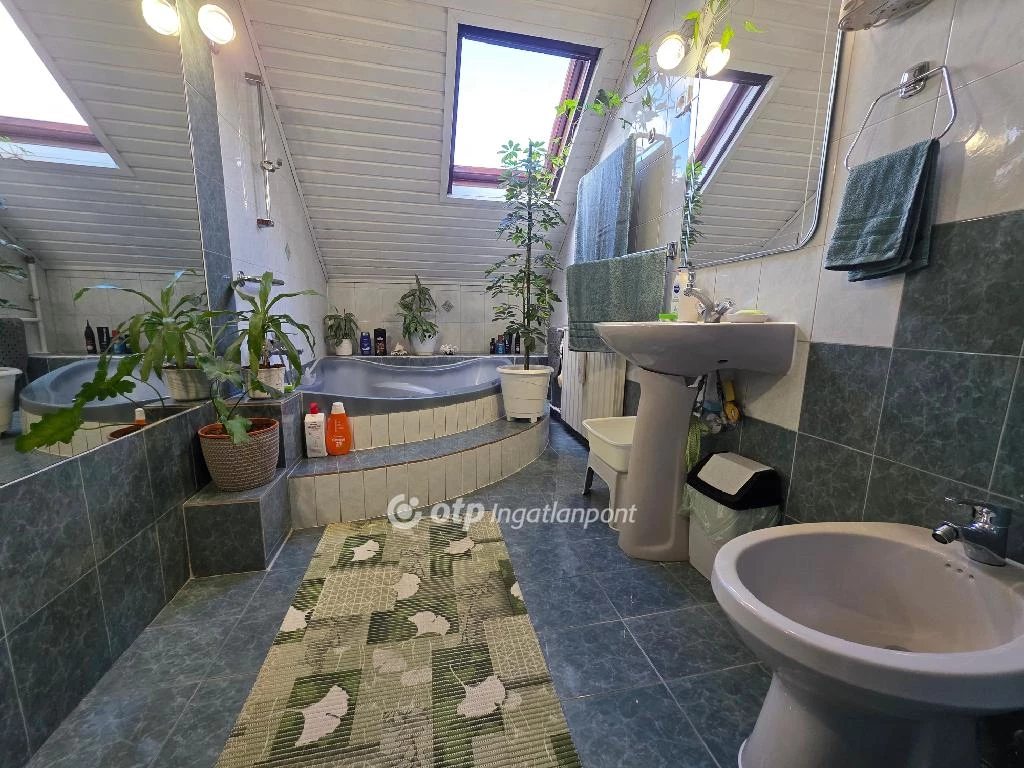 For sale terraced house, Szigetszentmiklós, Városközpont