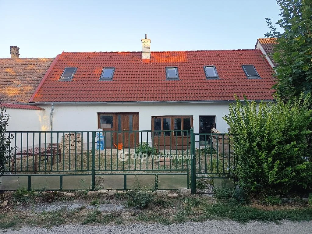 Eladó családi ház, Nemesvámos, Ófalu