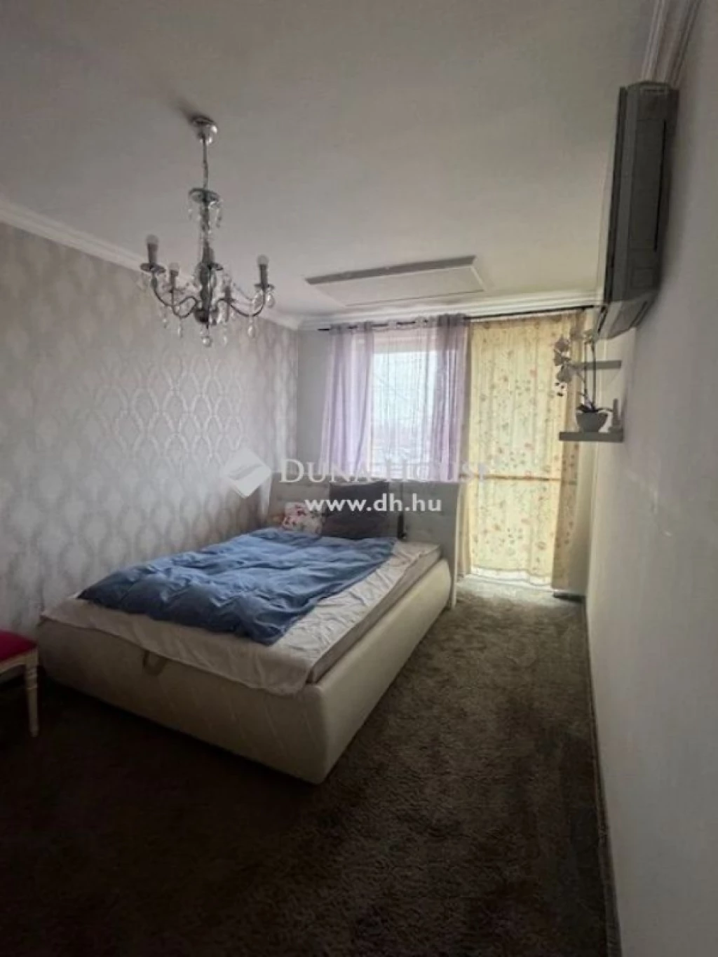 KIADÓ bútorozott jakuzzis családi ház Debrecen keleti részén