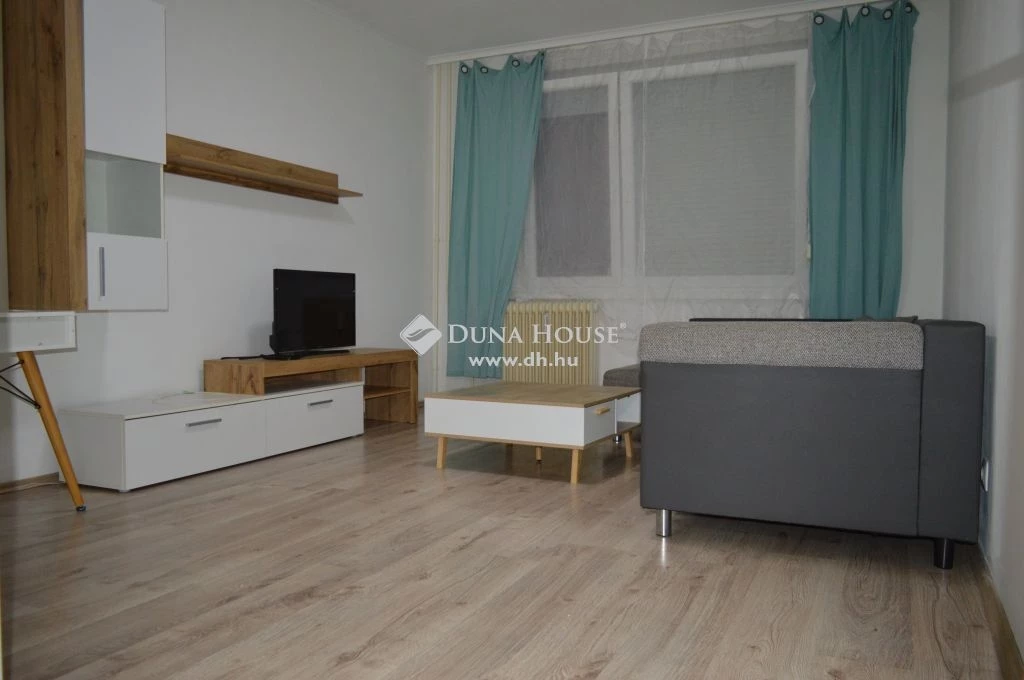 For sale panel flat, Debrecen