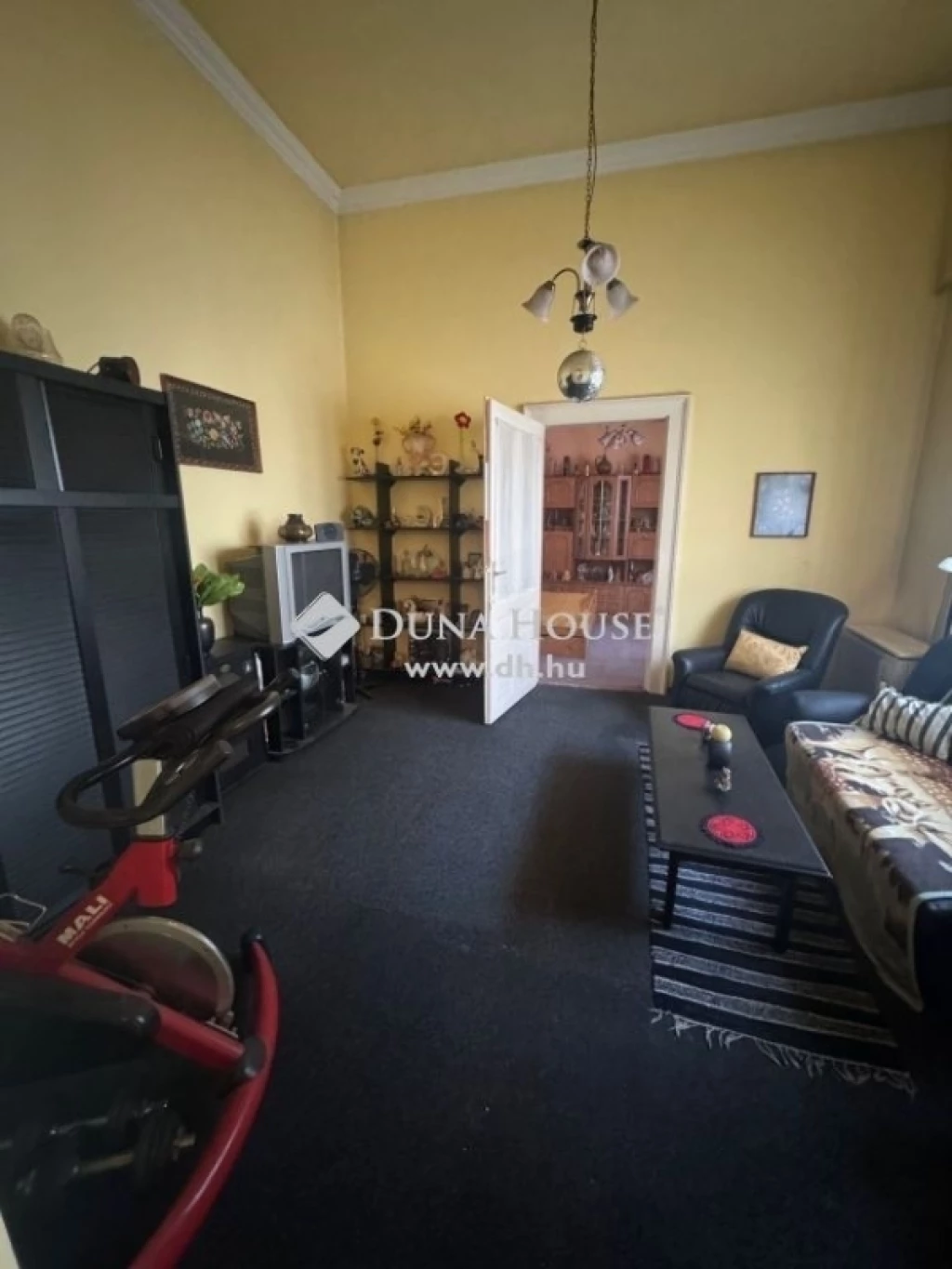 For sale brick flat, Debrecen