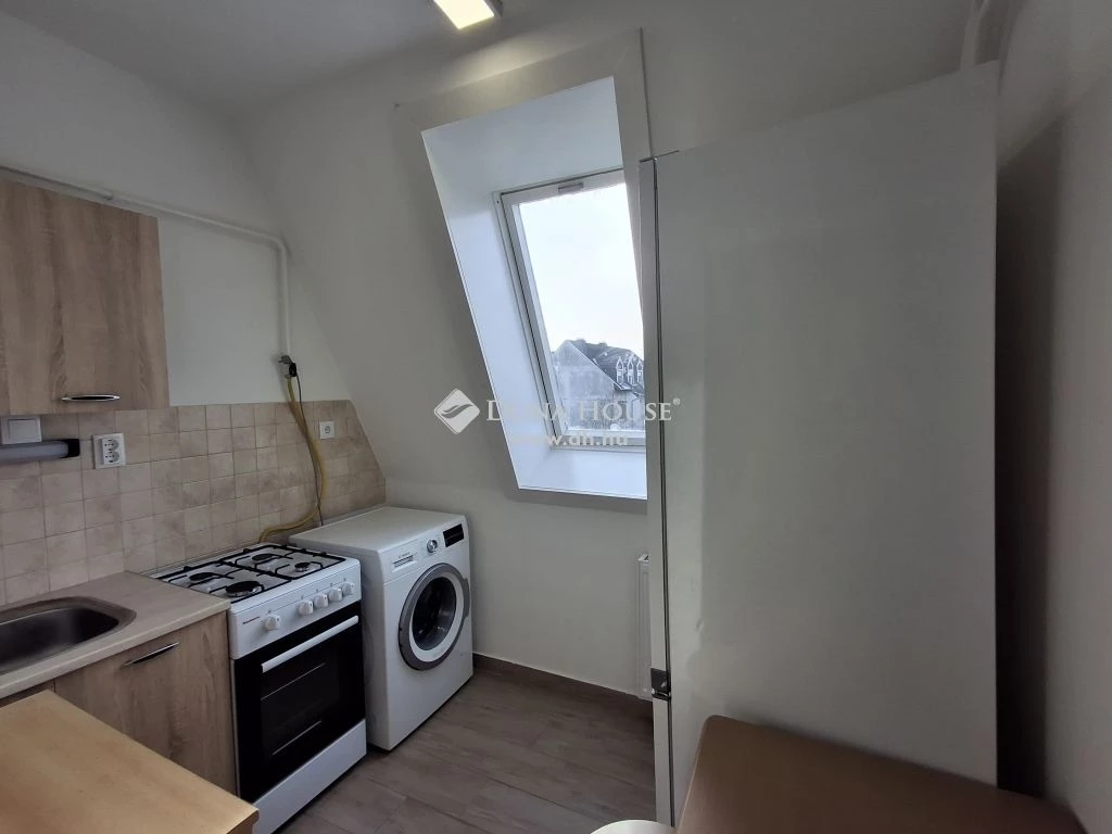 For rent panel flat, Debrecen, Vezér ltp., Vezér utca