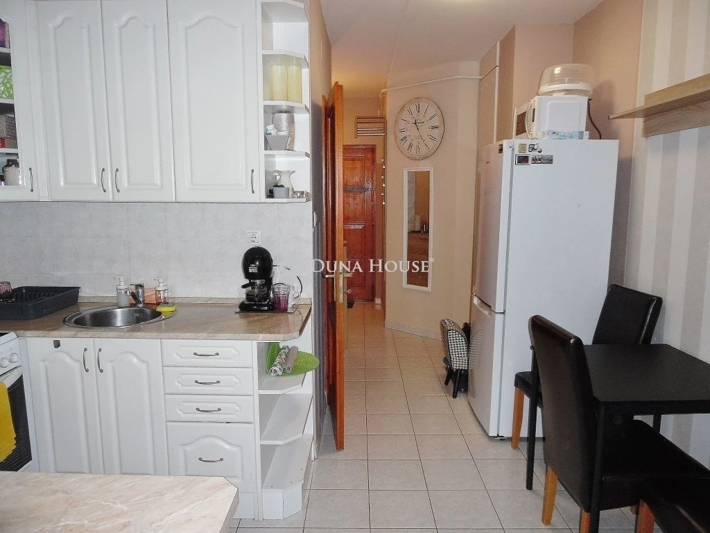 2005-ben épült kis lakás a Fészek lakóparkban!