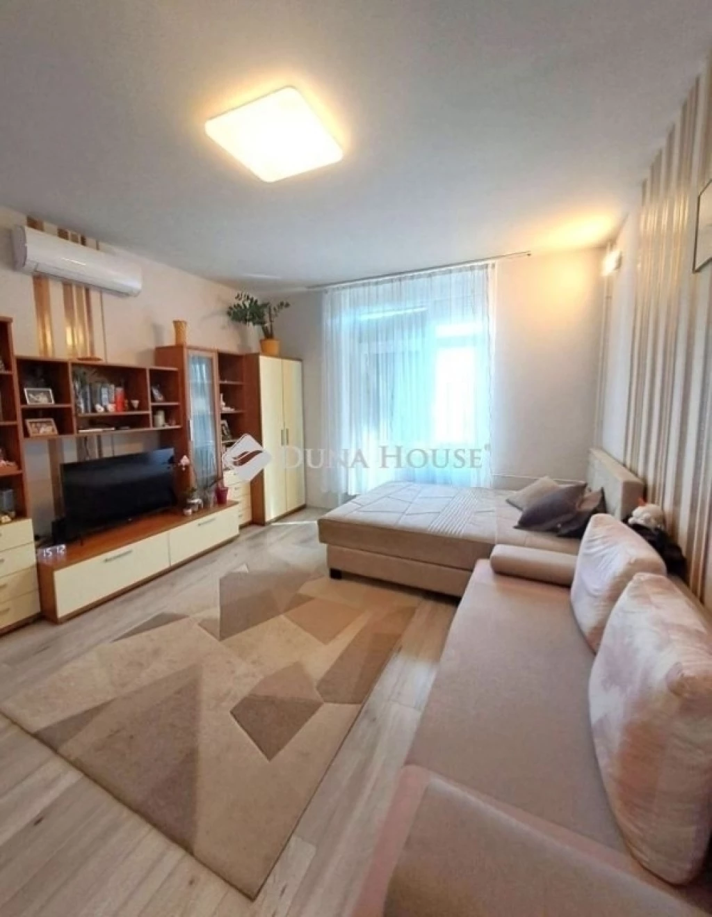 Otthonos ikerház a Falóger városrészben!