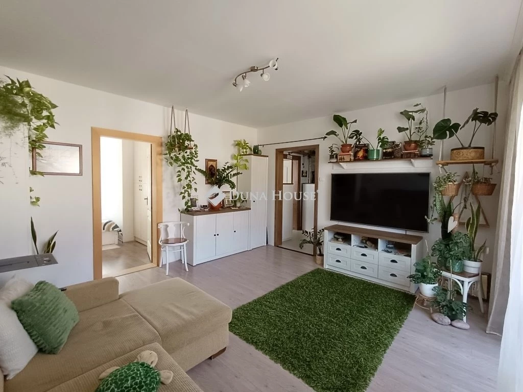 Eladó lakás, Debrecen