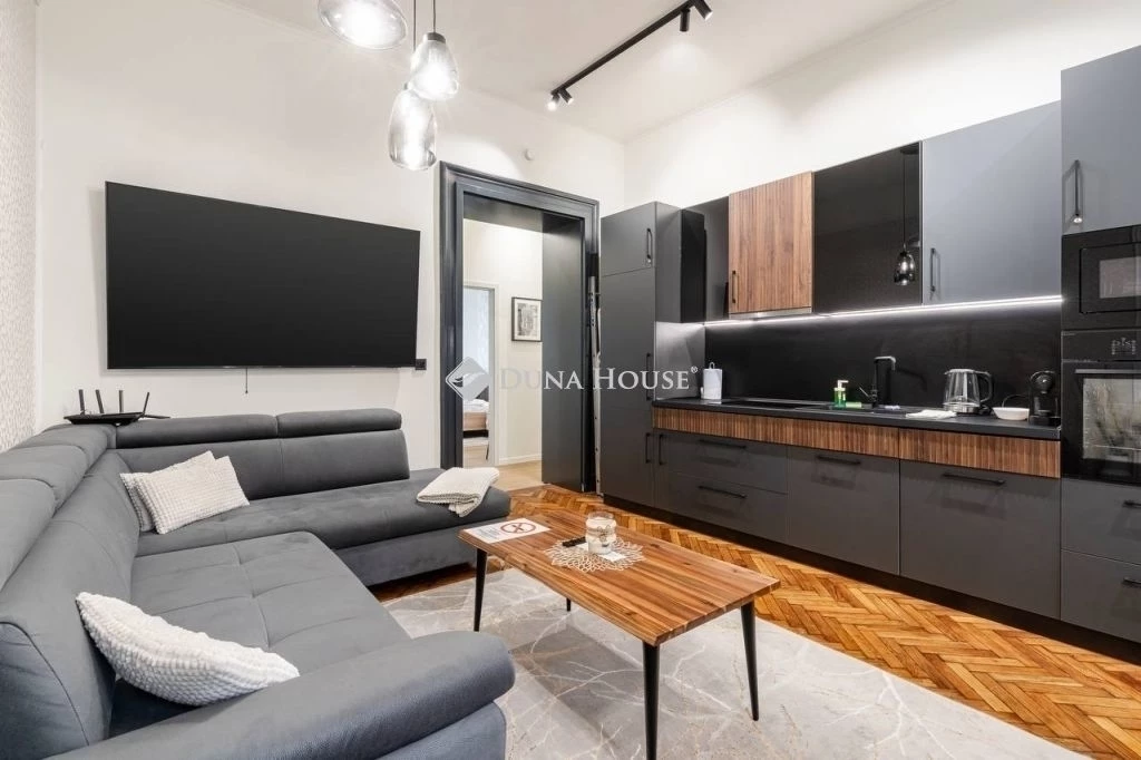 For sale brick flat, Budapest IX. kerület, Ferenc körút