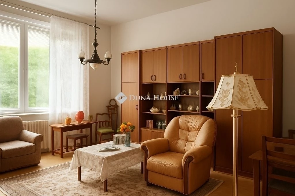 For sale brick flat, Debrecen, Belváros, Iskola utca