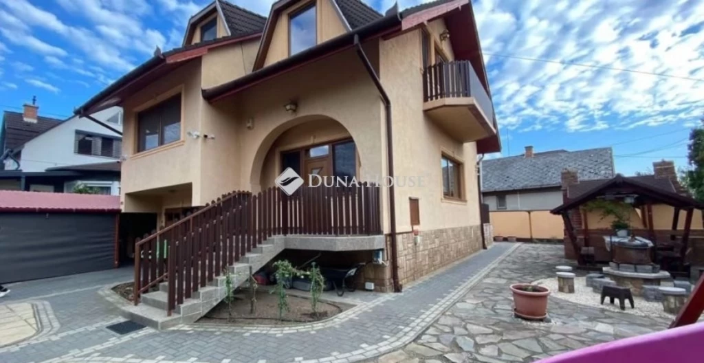 Szabadságtelepi szuper otthon eladó