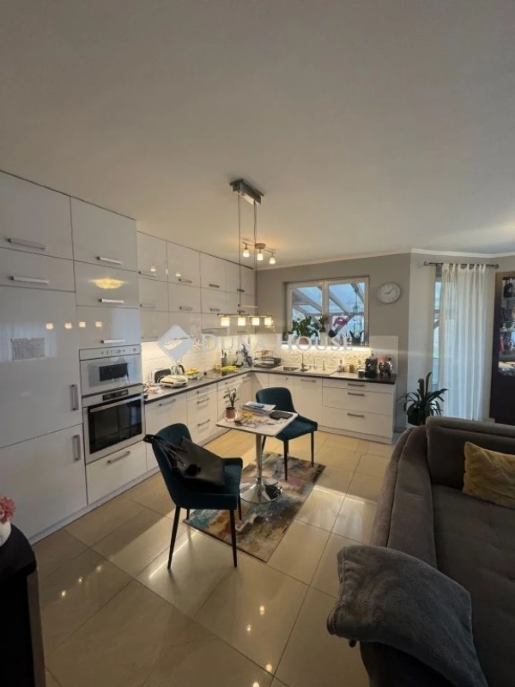 Fészek lakóparkban családi otthon eladó