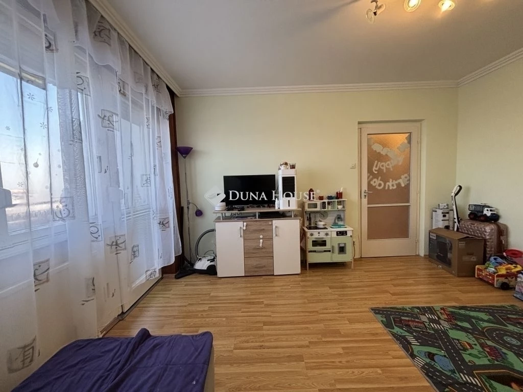 Derék utcán eladó lakás