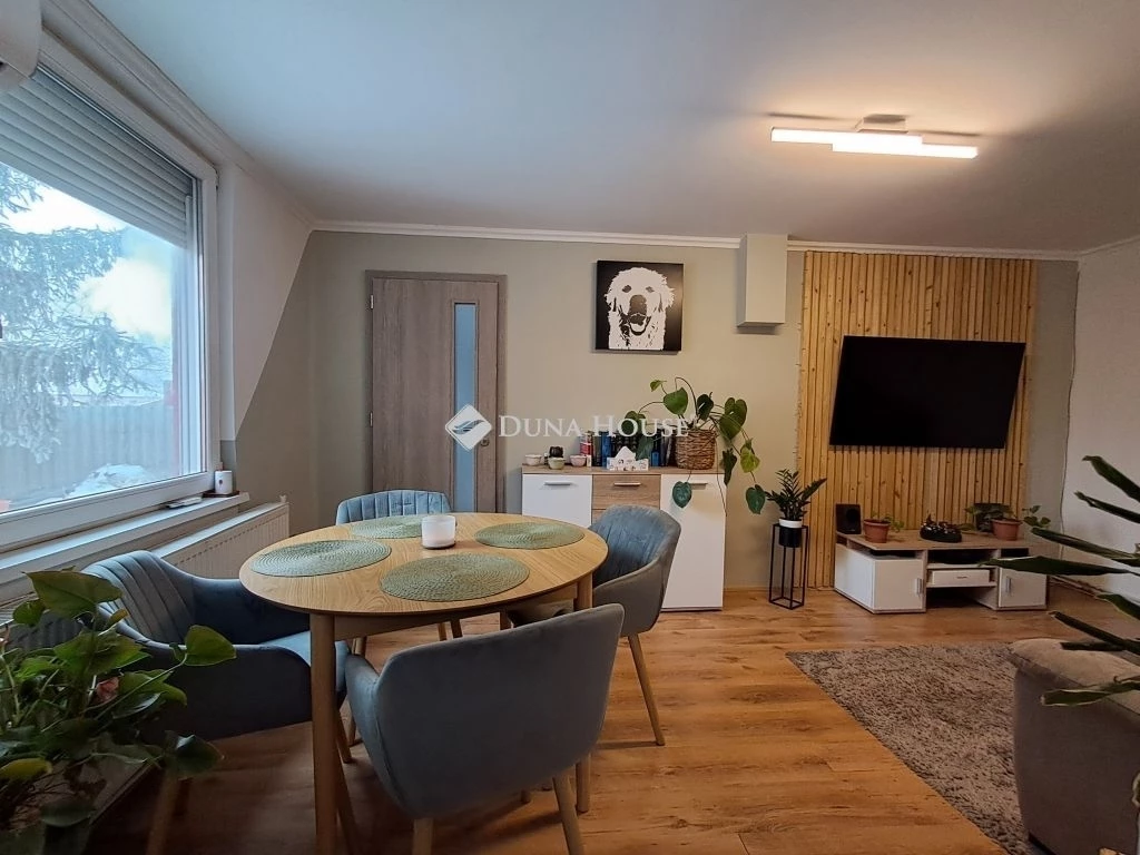 Csendes zsákutcában Bocskaikert, Pillangó utca közelében