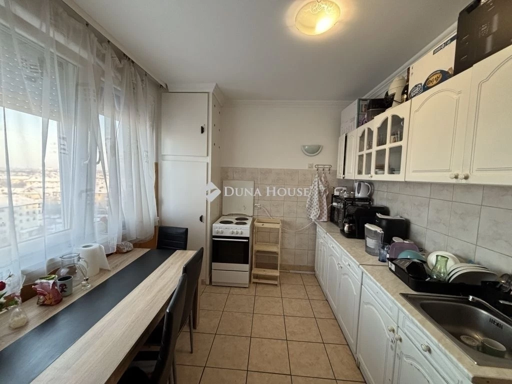 Eladó lakás, Debrecen