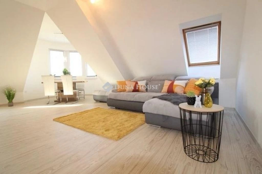 Eladó lakás a Füredi lakóparkban