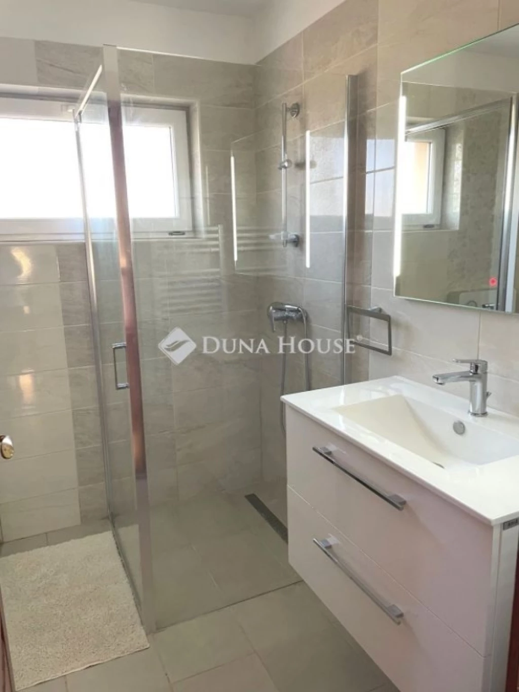 Eladó ház, Debrecen