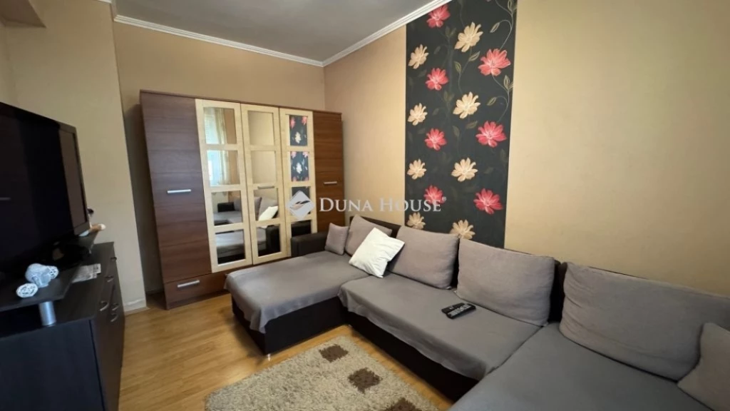 Hajdúsámson-Sámsonkertben 3 szobás sorházi ingatlan ELADÓ!