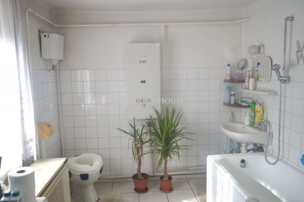 Eladó lakás, Debrecen