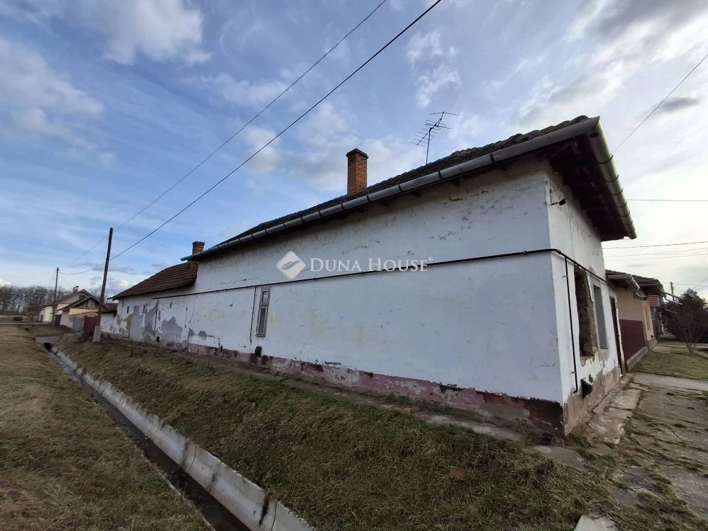 Karcagon családi ház eladó!