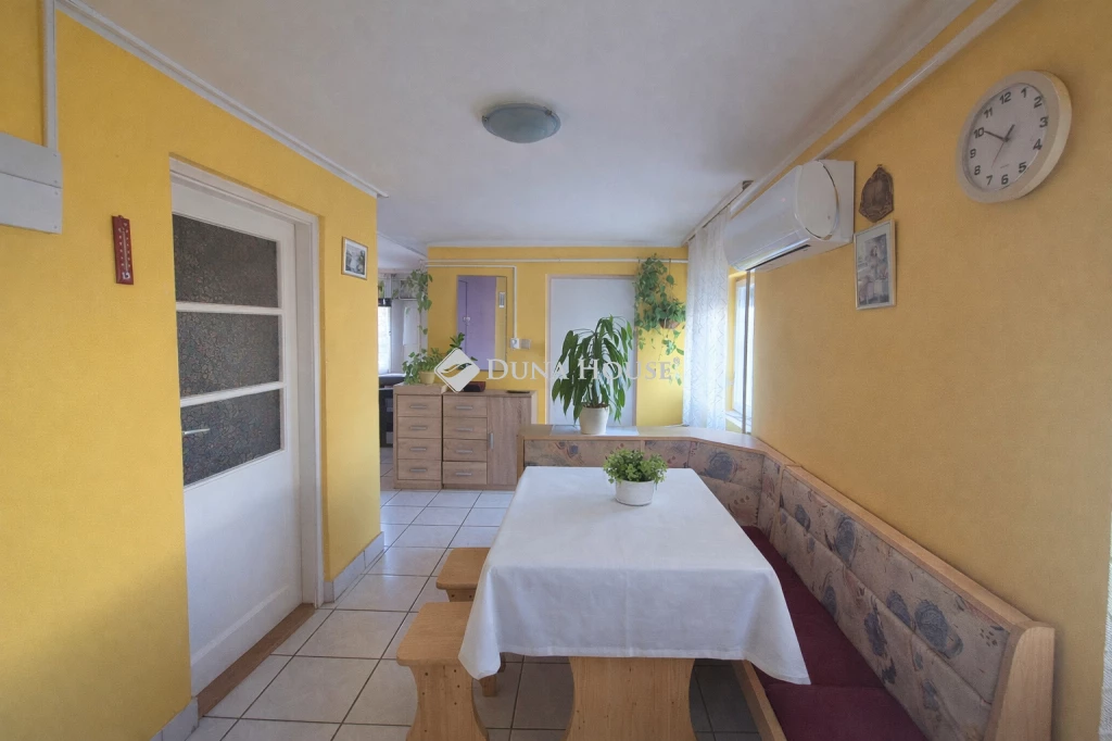 Szikigyakorban hitelezhető 50 nm-es tégla ház