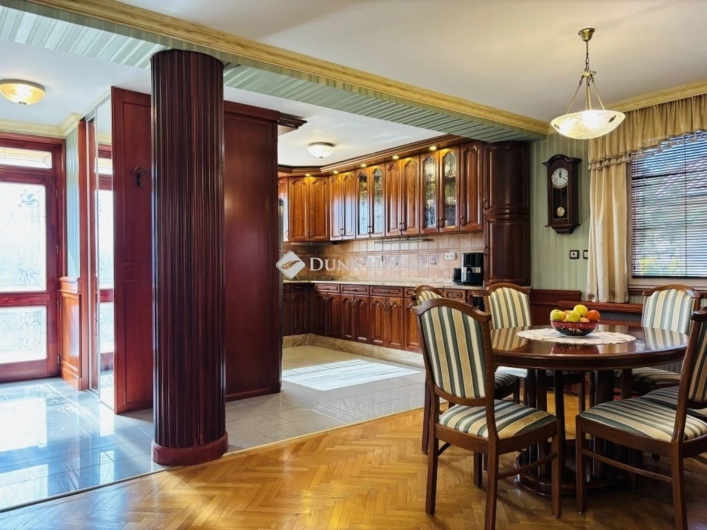 c3-1-name c2-1-name, Debrecen, Csapókert