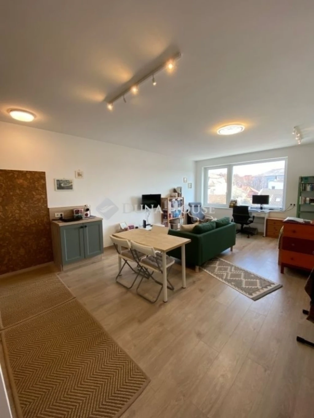 2021-ben épült Belvárosi kis lakás!