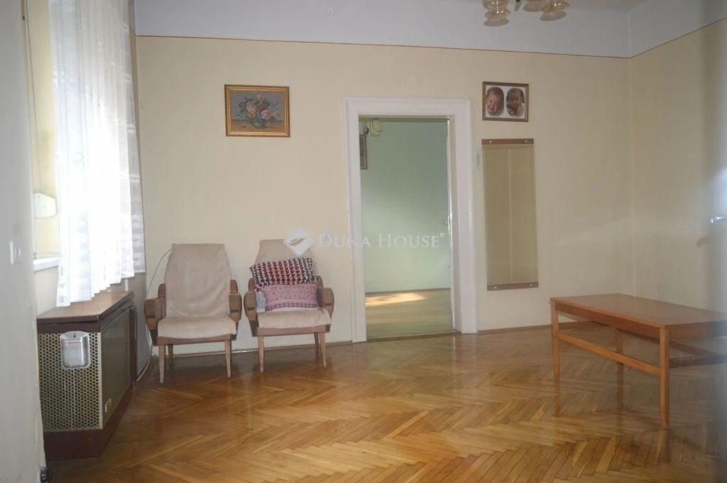 Eladó lakás, Debrecen