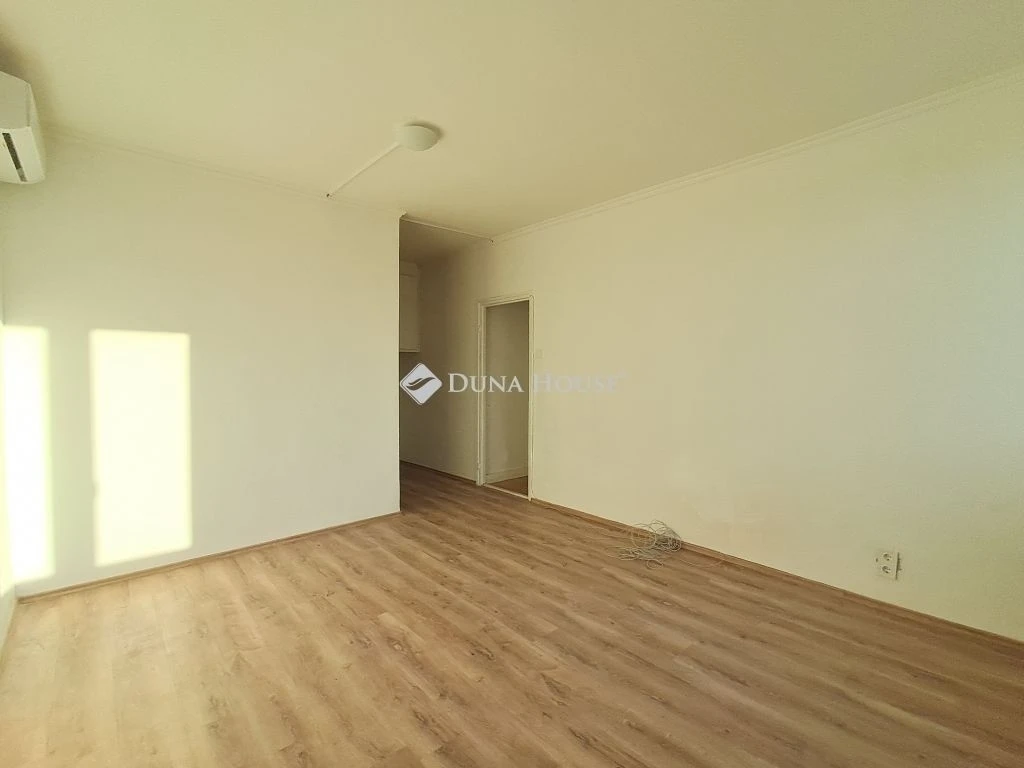 Eladó lakás, Debrecen