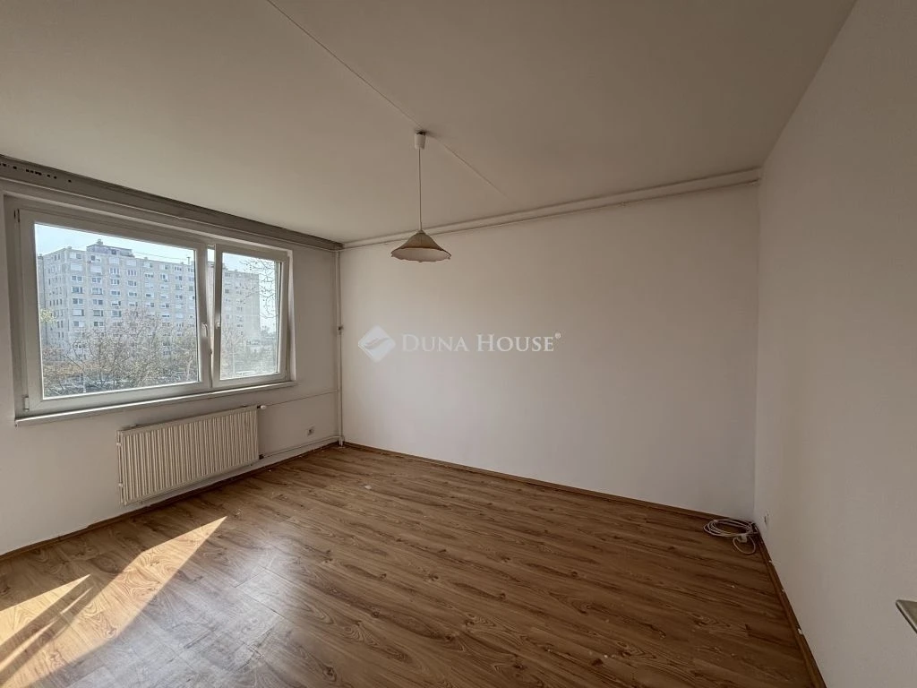 Eladó lakás, Debrecen