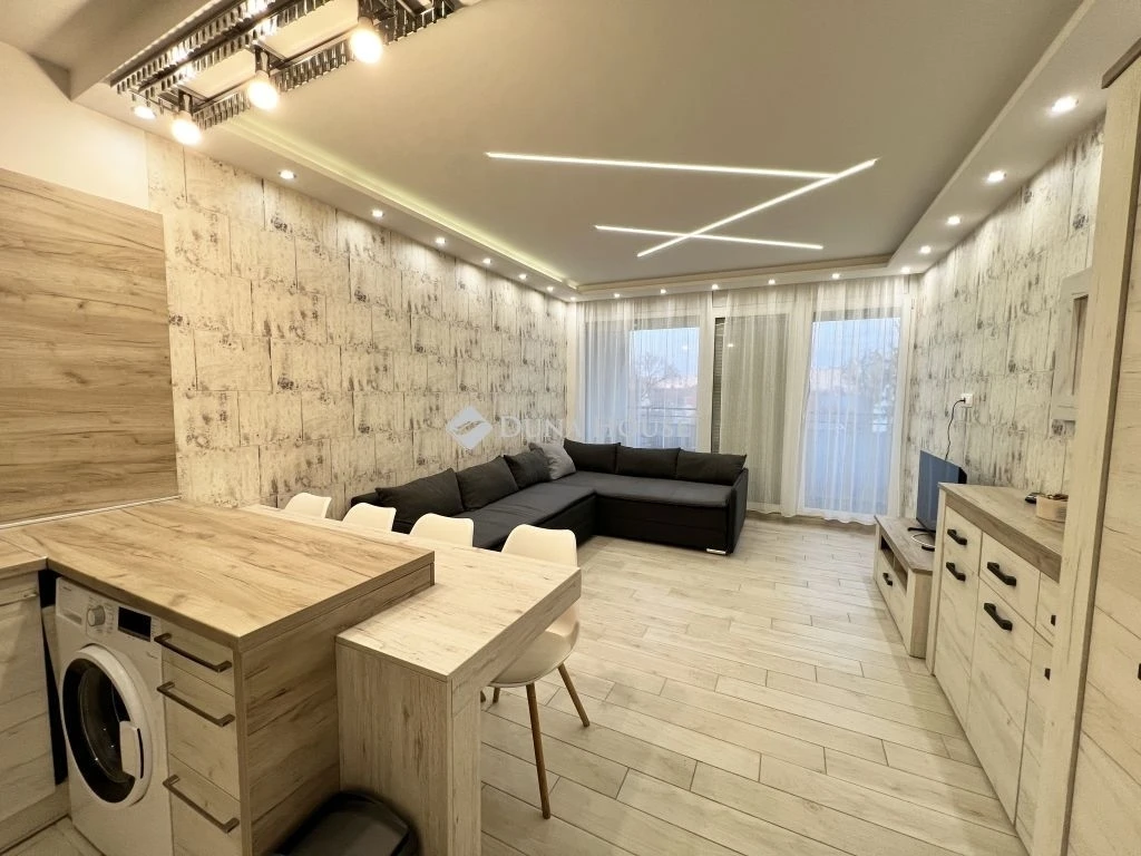 c3-2-name c2-19-name, Debrecen, Belváros, Péterfia utca