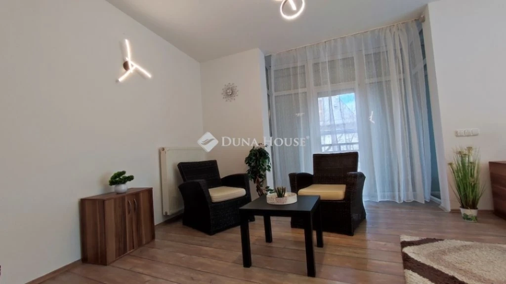 c3-1-name c2-19-name, Debrecen, Nagyerdő