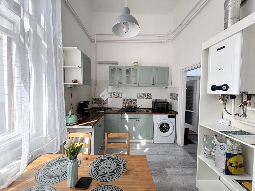 c3-1-name c2-19-name, Debrecen, Belváros