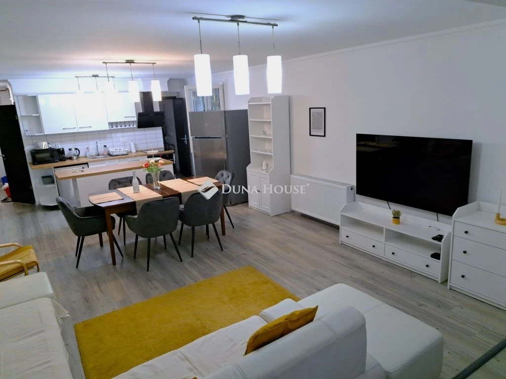 c3-1-name c2-19-name, Debrecen, Nagyerdő