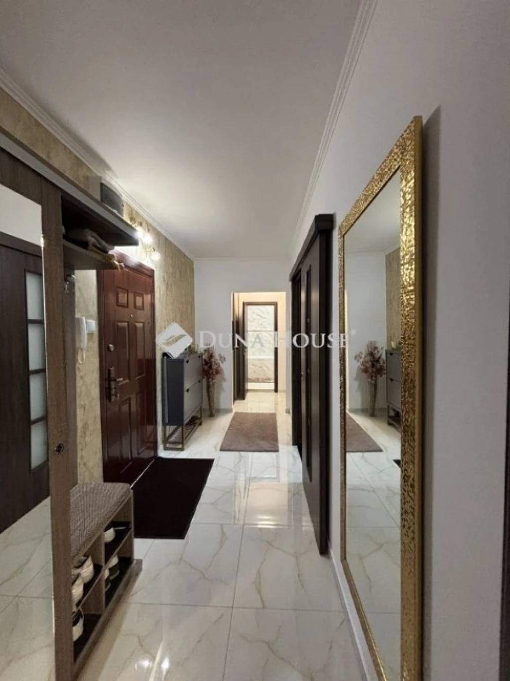 Tócóvölgy,PRÉMIUM KATEGÓRIÁS, teljeskörűen,egyedileg felújított