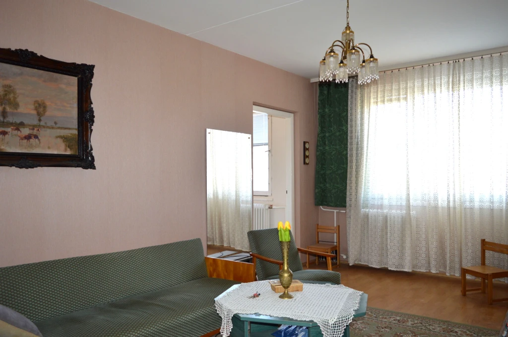 Eladó lakás, Debrecen
