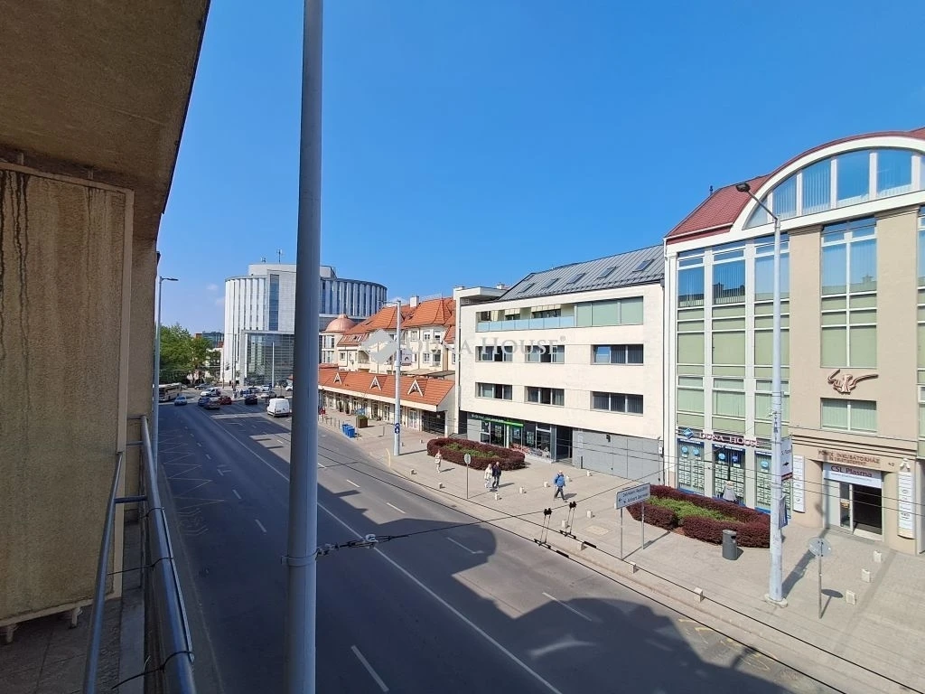 c3-1-name c2-19-name, Debrecen, Belváros, Csapó utca