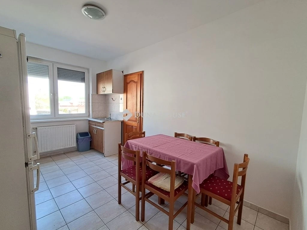 c3-1-name c2-19-name, Debrecen, Csapó utca