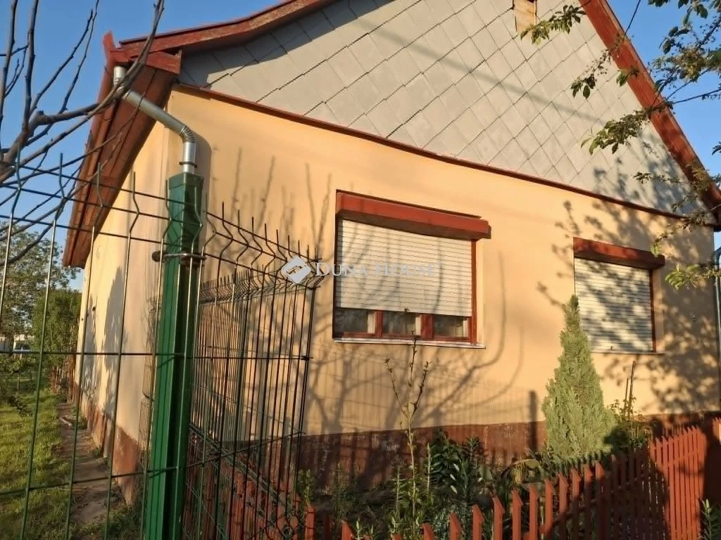 Derecskén eladó családi ház
