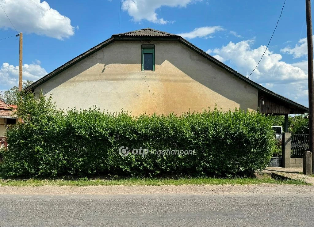 For sale house, Tiszaörs