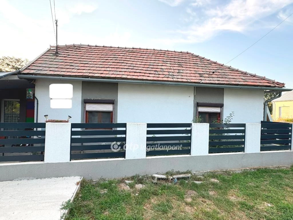 For sale house, Tiszaigar, Fő úthoz, közpothoz közel