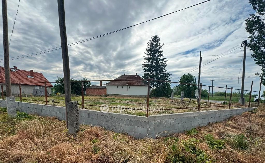 Eladó Telek, Tiszafüred