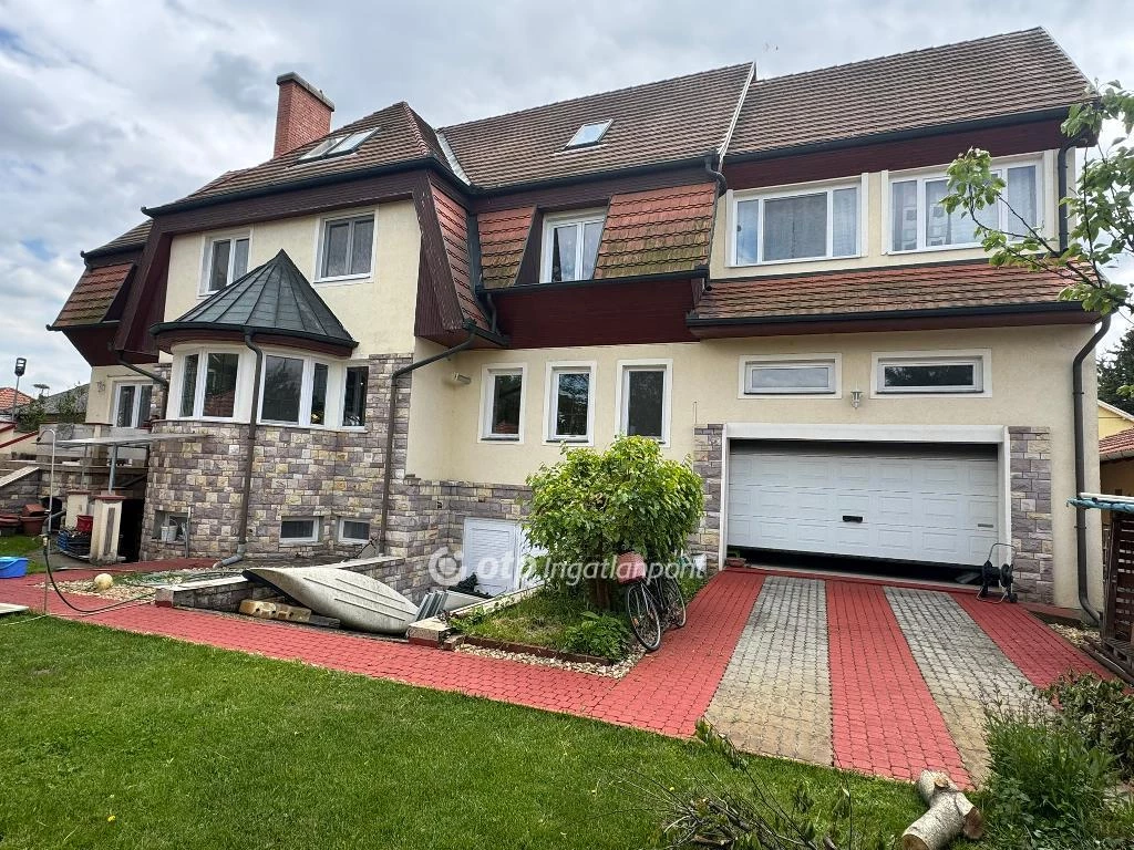 For sale house, Tiszafüred, Központ közeli