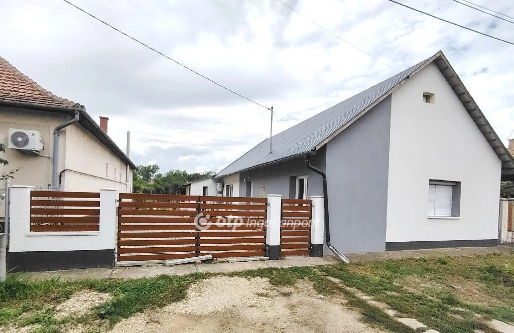 Eladó Ház, Tiszafüred