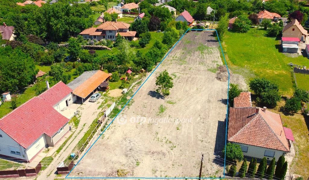 Eladó Telek, Poroszló