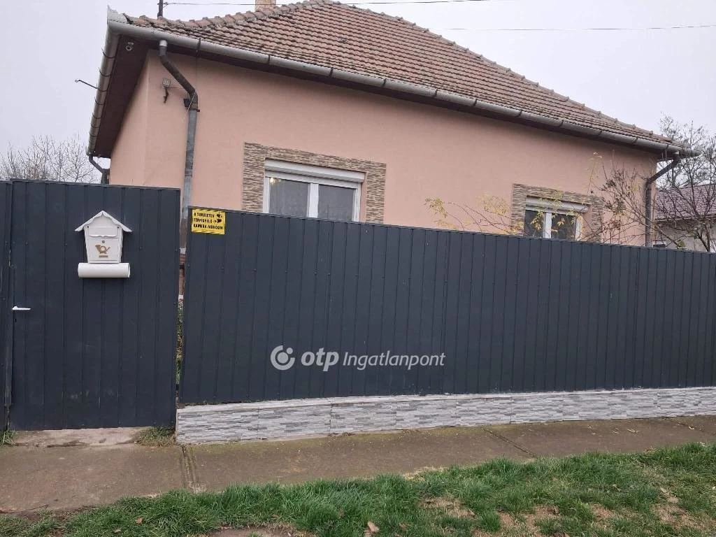 Eladó Ház, Tiszafüred