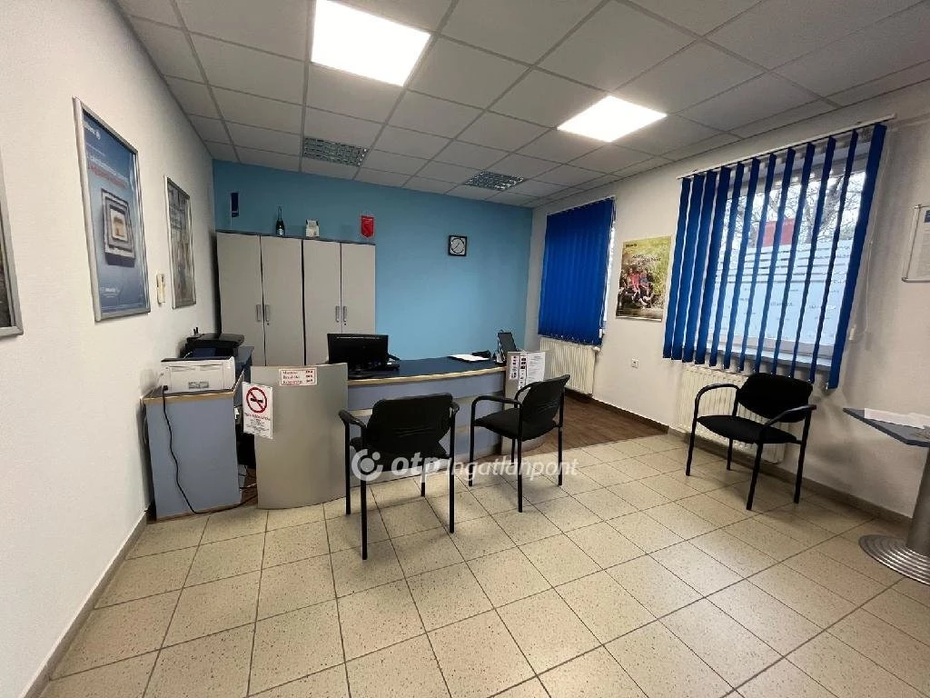 Eladó Irodaház, Tiszafüred