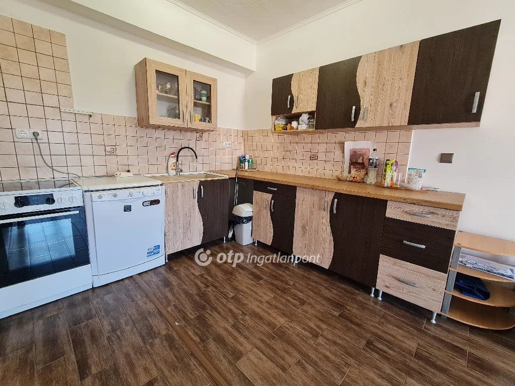 c3-1-name c2-19-name, Hajdúszoboszló