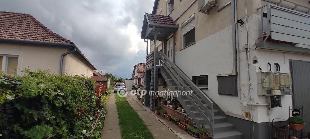 c3-1-name c2-1-name, Hajdúszoboszló