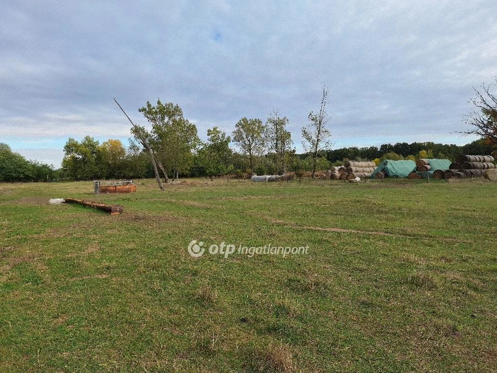 c3-1-name c2-57-name, Kunmadaras