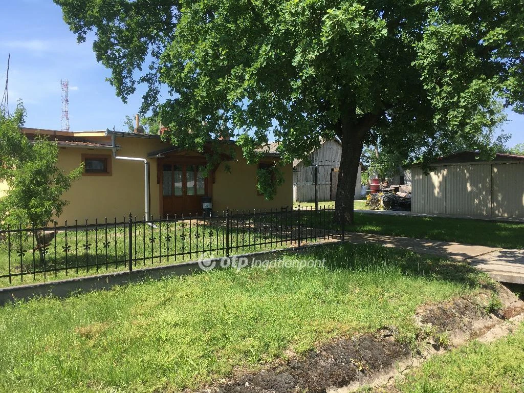 c3-1-name c2-73-name, Karcag